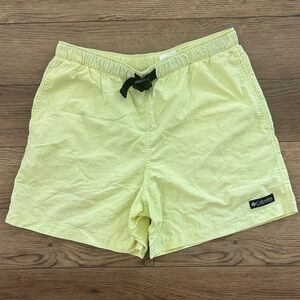 Columbia women’s fluorescent Yellow hiking Shorts